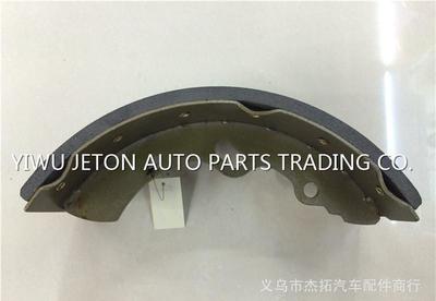 三菱FUSO CANTER剎車蹄MC889515 M 性能特點與選購指南